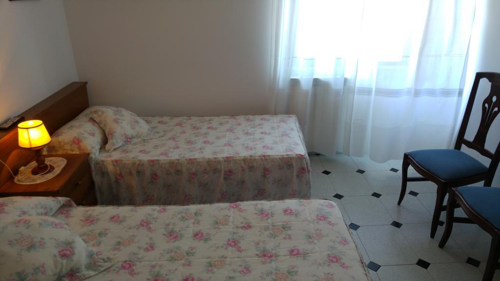 Hotel La Encina Celorio